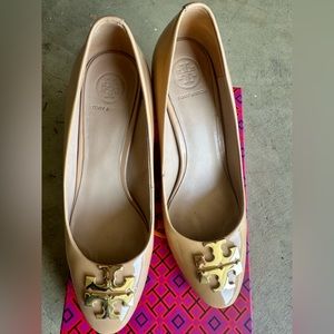 Preloved Tory Burch heel pump